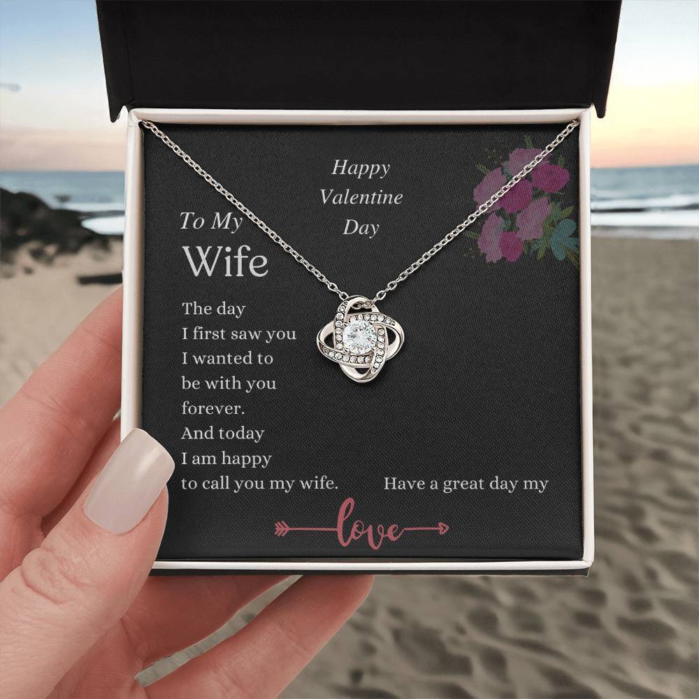 Valentine's Love Knot Necklace for Wife – The Day I First Saw You