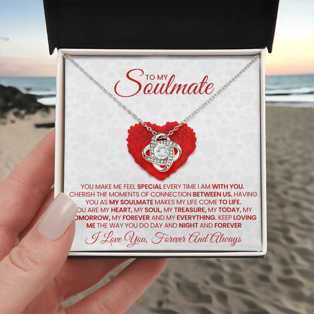 To My Soulmate Valentine's Day Couple Necklace for Wife Women, Girlfriend Queen You Are - My Soulmate Love Knot Necklace Gifts for Her Anniversary Future Wife Girl Friend Necklace with Card & Box