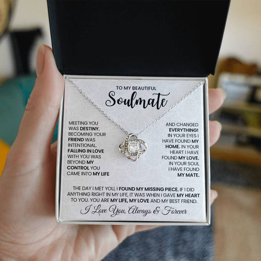 To My Beautiful Soulmate Necklace for Women, Girlfriend- My Soulmate Love Knot Necklace Gifts for Her Anniversary Future Wife Found My Love Girl Friend Necklace with Card & Box