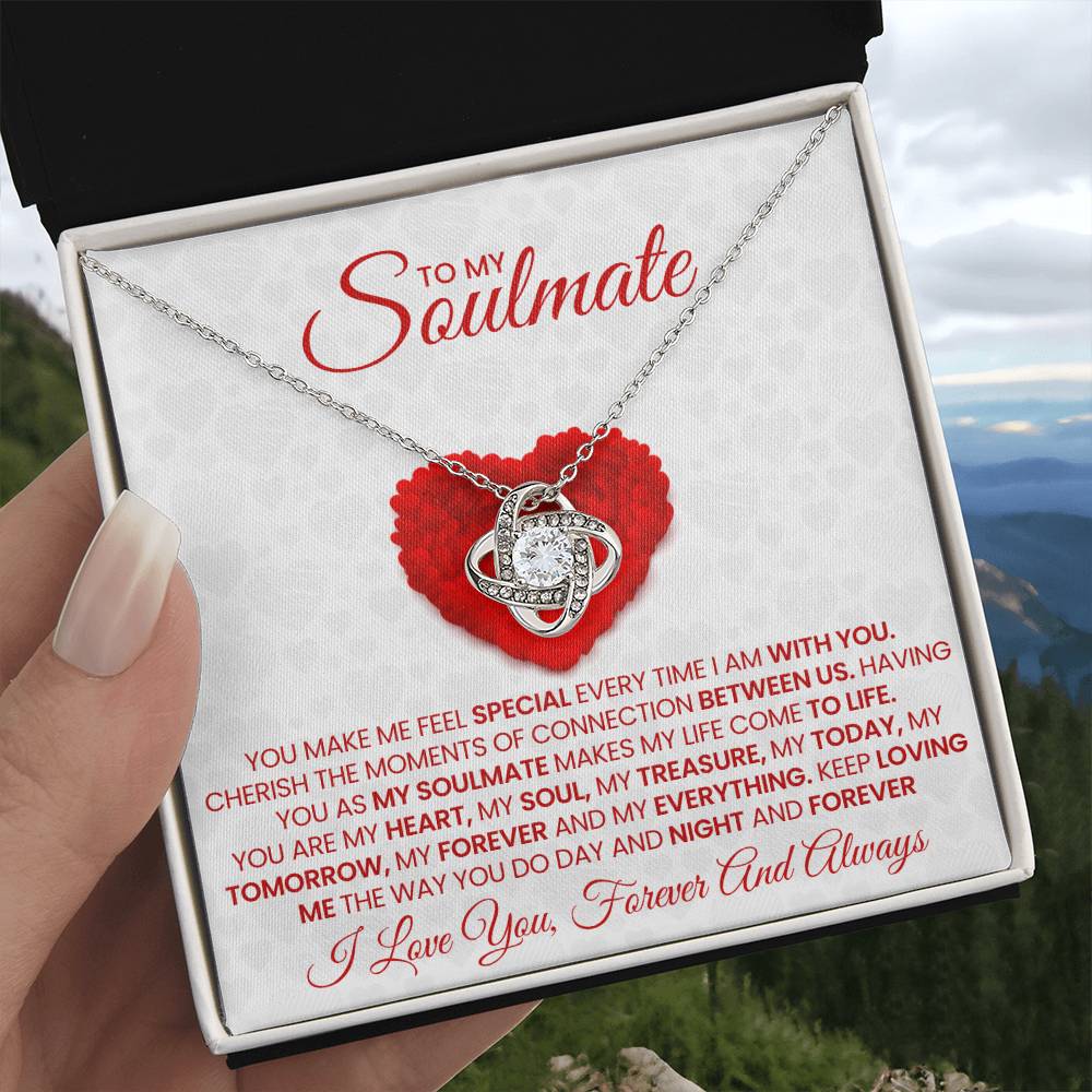 To My Soulmate Valentine's Day Couple Necklace for Wife Women, Girlfriend Queen You Are - My Soulmate Love Knot Necklace Gifts for Her Anniversary Future Wife Girl Friend Necklace with Card & Box